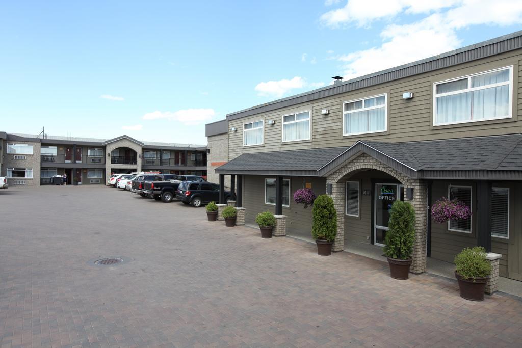 Canadas Best Value Inn-Prince George Exterior photo